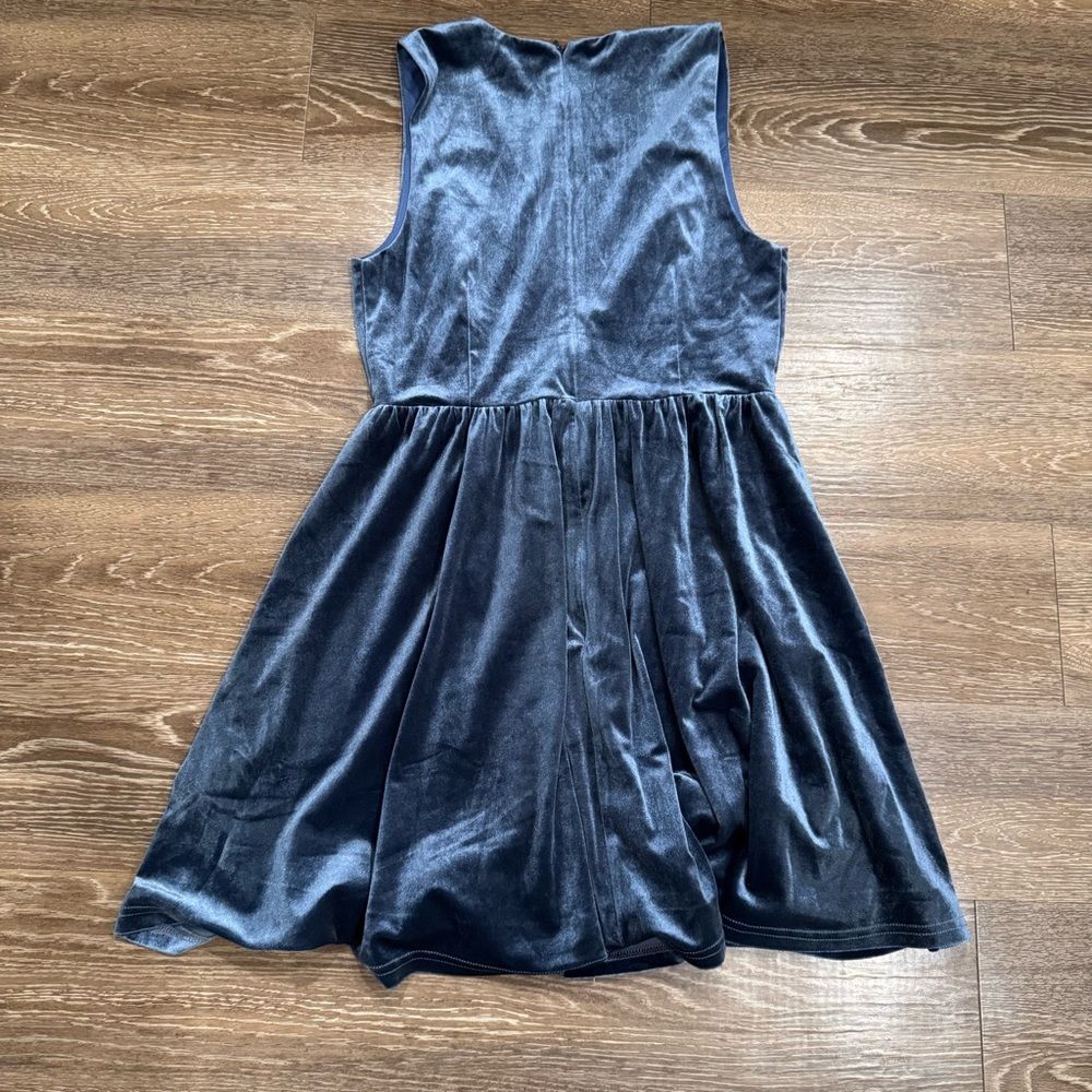 Lucca Couture plunge neck Asymmetrical Velvet mini Dress in Blue - Picture 2 of 5